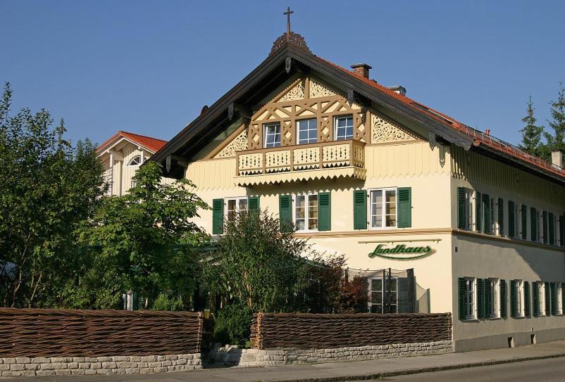 Landhaus Hotel Вольфратсхаузен Экстерьер фото