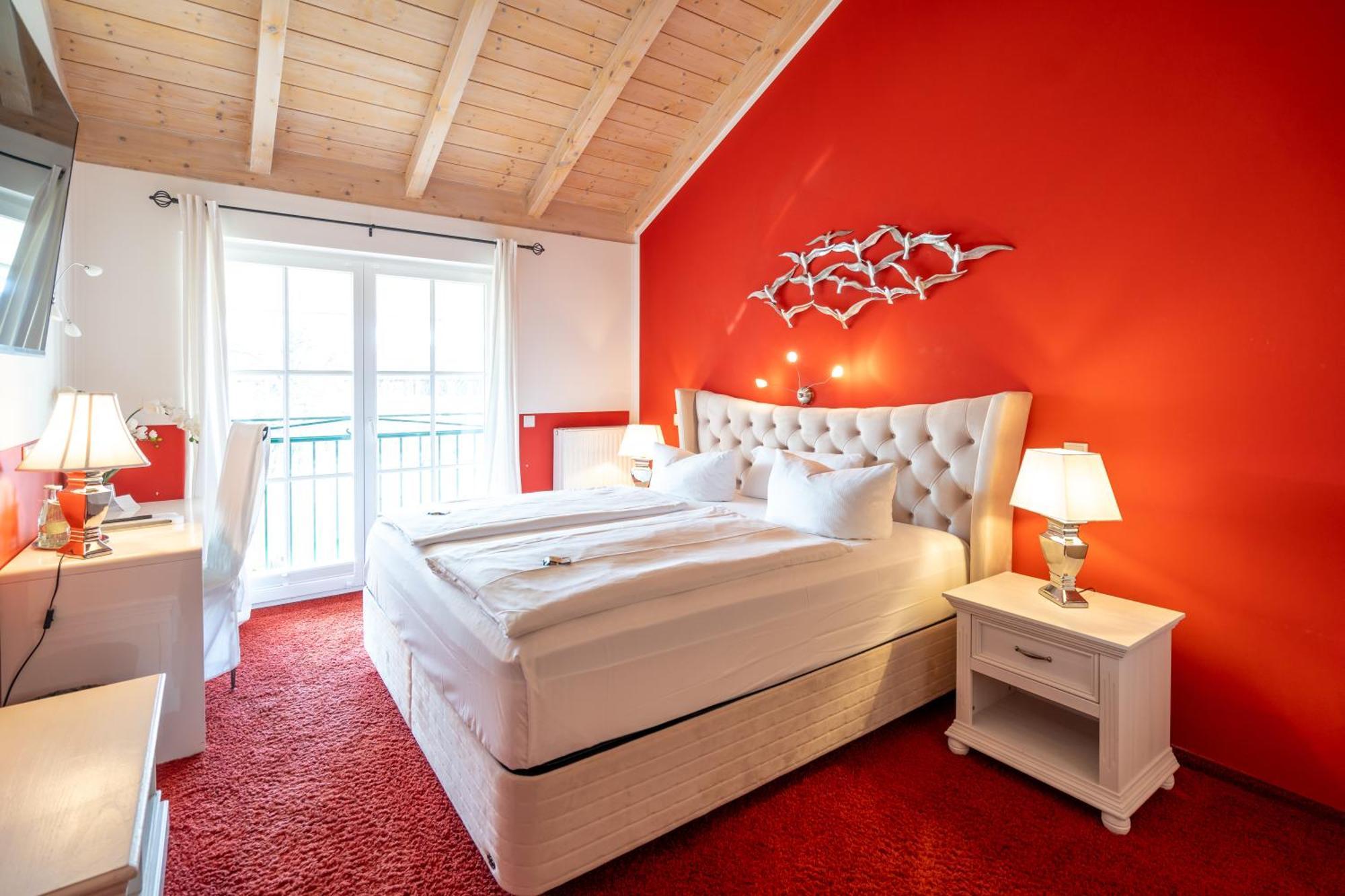 Landhaus Hotel Вольфратсхаузен Экстерьер фото