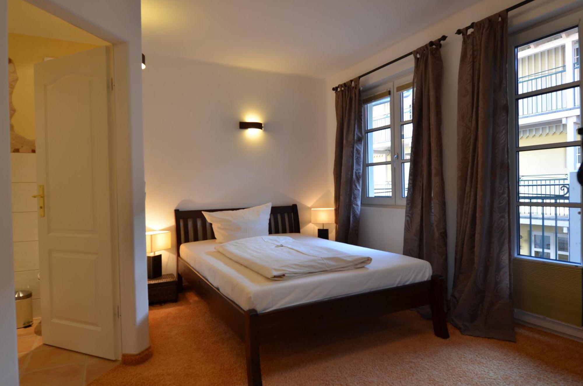 Landhaus Hotel Вольфратсхаузен Экстерьер фото