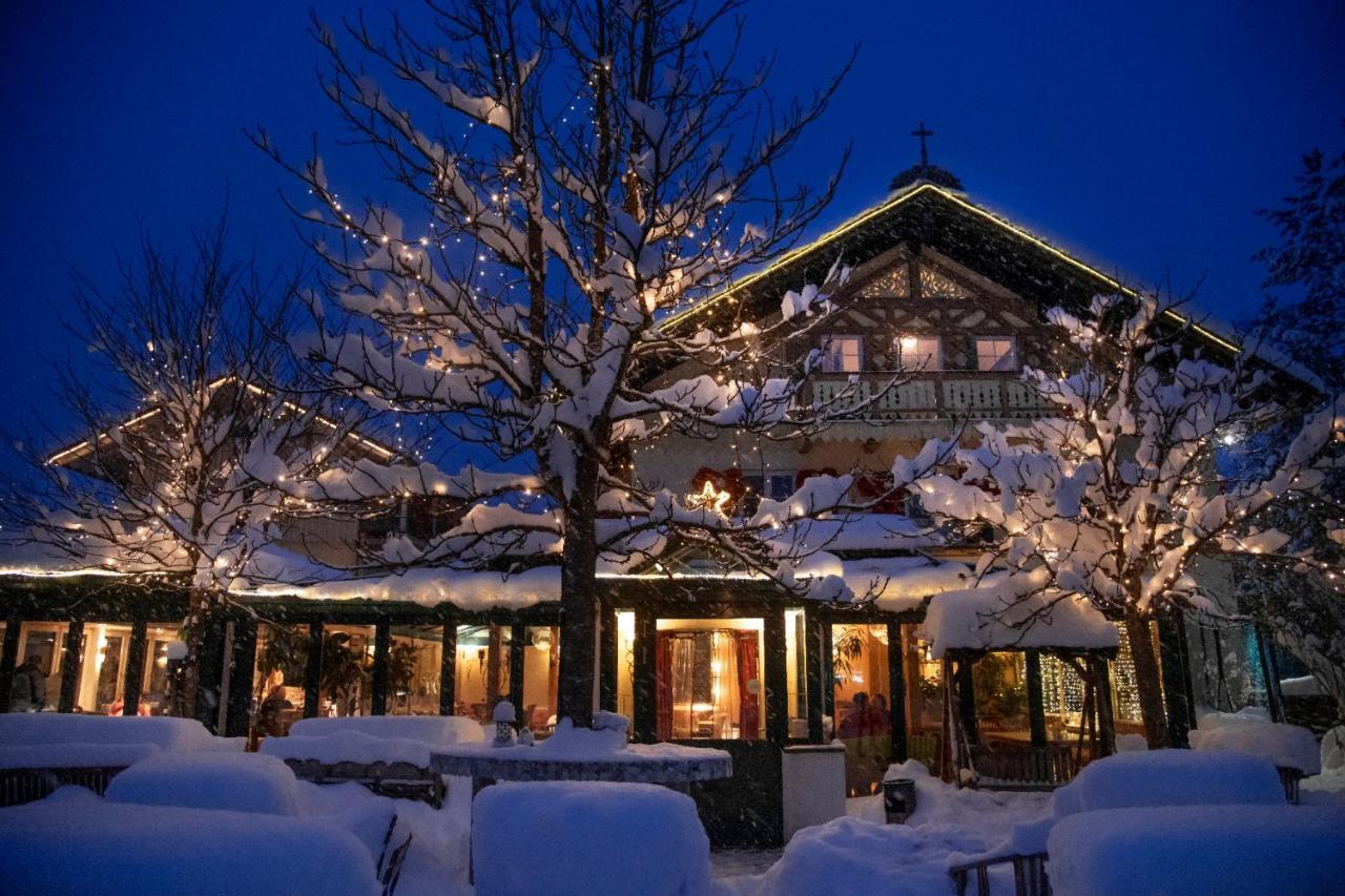 Landhaus Hotel Вольфратсхаузен Экстерьер фото