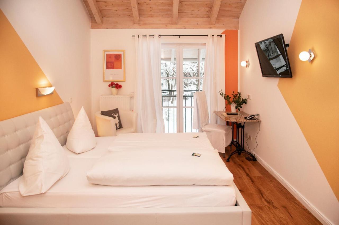 Landhaus Hotel Вольфратсхаузен Экстерьер фото